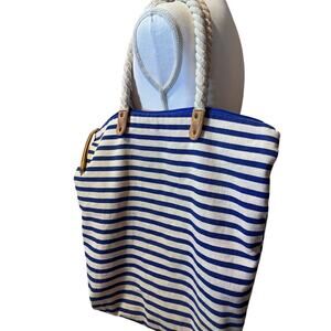 SUMMER & ROSE BLUE WHITE STRIPE BEACHY TOTE NAUTICAL ROPE HANDLES TASSLE ZIPPER